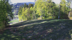 Prostřední část sjezdovky a snowpark