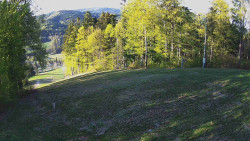 Prostřední část sjezdovky a snowpark