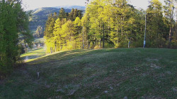 Prostřední část sjezdovky a snowpark