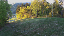 Prostřední část sjezdovky a snowpark