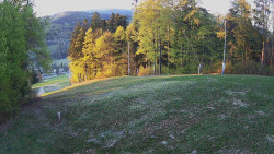 Prostřední část sjezdovky a snowpark