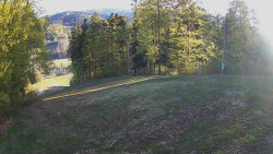 Prostřední část sjezdovky a snowpark