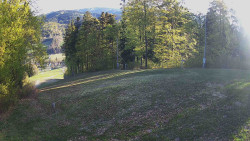 Prostřední část sjezdovky a snowpark