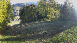 Prostřední část sjezdovky a snowpark