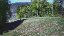 Prostřední část sjezdovky a snowpark