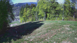 Prostřední část sjezdovky a snowpark