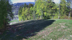 Prostřední část sjezdovky a snowpark