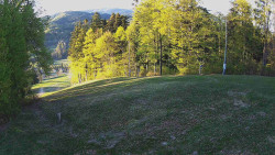 Prostřední část sjezdovky a snowpark