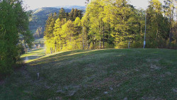 Prostřední část sjezdovky a snowpark