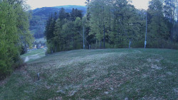 Prostřední část sjezdovky a snowpark