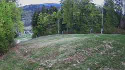 Prostřední část sjezdovky a snowpark