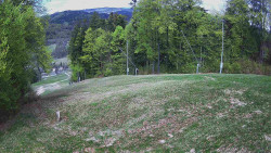 Prostřední část sjezdovky a snowpark