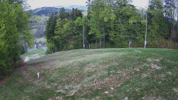 Prostřední část sjezdovky a snowpark