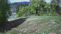 Prostřední část sjezdovky a snowpark