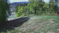 Prostřední část sjezdovky a snowpark
