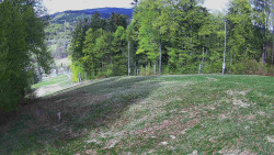 Prostřední část sjezdovky a snowpark