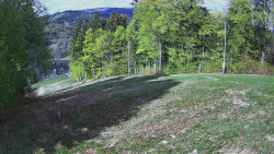 Prostřední část sjezdovky a snowpark