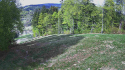 Prostřední část sjezdovky a snowpark