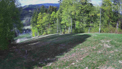 Prostřední část sjezdovky a snowpark