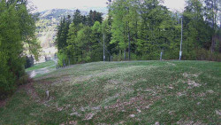 Prostřední část sjezdovky a snowpark
