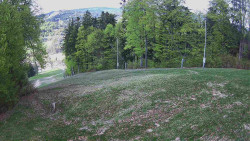 Prostřední část sjezdovky a snowpark