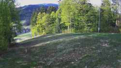Prostřední část sjezdovky a snowpark