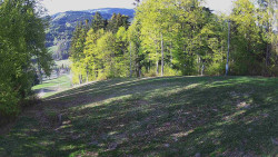 Prostřední část sjezdovky a snowpark