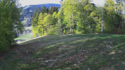 Prostřední část sjezdovky a snowpark