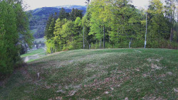 Prostřední část sjezdovky a snowpark