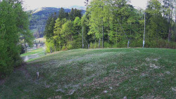 Prostřední část sjezdovky a snowpark