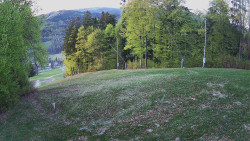 Prostřední část sjezdovky a snowpark