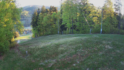 Prostřední část sjezdovky a snowpark