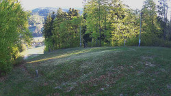 Prostřední část sjezdovky a snowpark