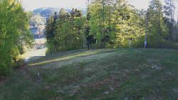 Prostřední část sjezdovky a snowpark