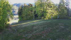 Prostřední část sjezdovky a snowpark