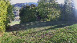 Prostřední část sjezdovky a snowpark