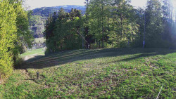 Prostřední část sjezdovky a snowpark