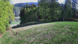 Prostřední část sjezdovky a snowpark