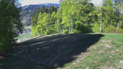 Prostřední část sjezdovky a snowpark
