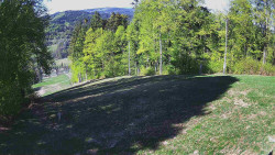 Prostřední část sjezdovky a snowpark