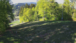 Prostřední část sjezdovky a snowpark