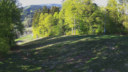 Prostřední část sjezdovky a snowpark