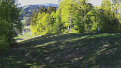 Prostřední část sjezdovky a snowpark