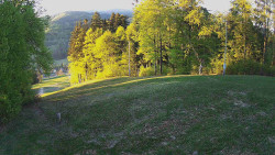 Prostřední část sjezdovky a snowpark
