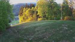 Prostřední část sjezdovky a snowpark