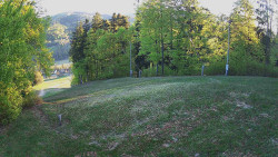 Prostřední část sjezdovky a snowpark