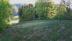 Prostřední část sjezdovky a snowpark