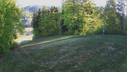 Prostřední část sjezdovky a snowpark