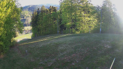 Prostřední část sjezdovky a snowpark