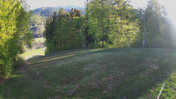 Prostřední část sjezdovky a snowpark